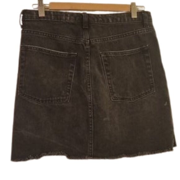 H&M denim light black wash button front fray hem skirt Size 10 - Picture 3 of 6